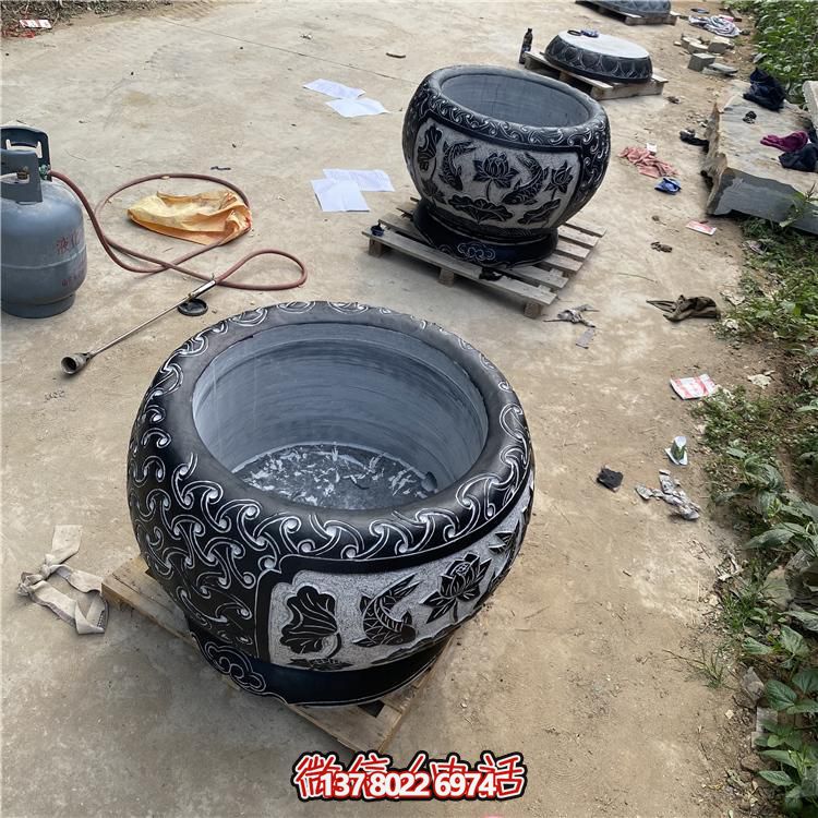 精美大理石養魚水缸，為您的景點增添美感