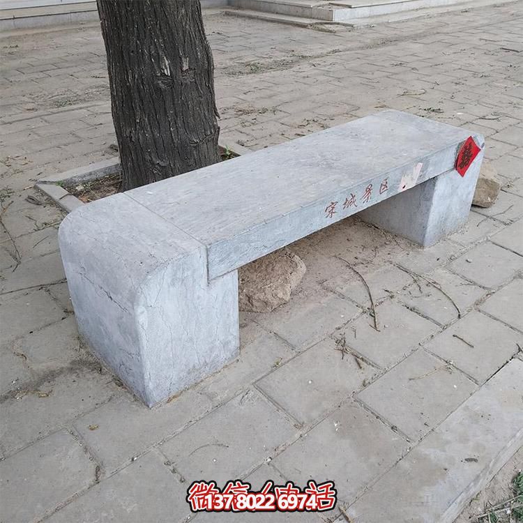 青石雕刻石凳，讓你盡情休閑
