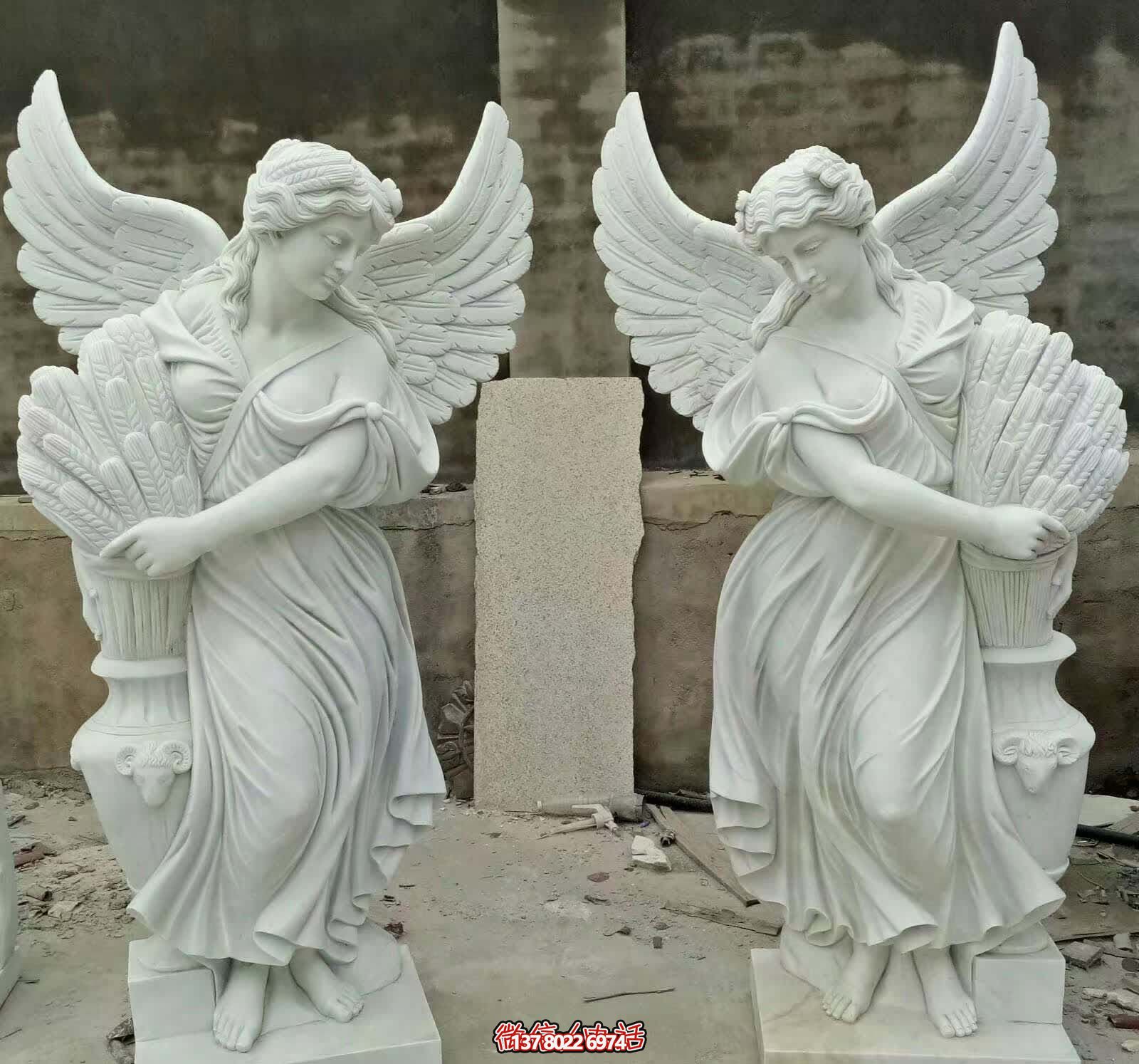 精雕細(xì)琢的白玉雕塑，點(diǎn)綴西方庭院別墅