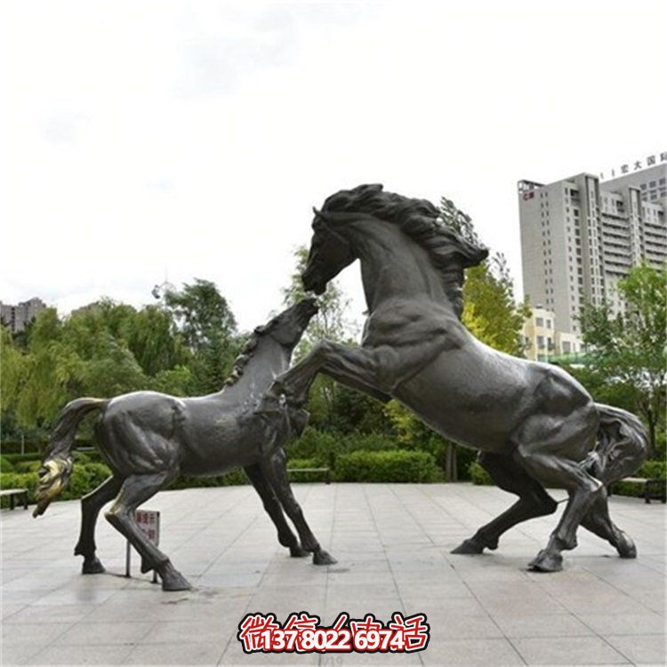 大型仿真動物駿馬不銹鋼雕塑，點綴城市廣場園林
