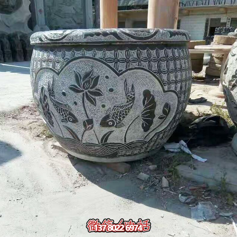 青石雙魚蓮花雕塑，養(yǎng)花缸精美裝飾